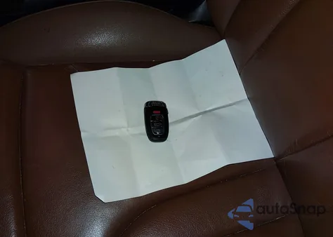 2011 Audi Q5 2.0T Premium z USA, uszkodzony, nr VIN WA1CFAFP6BA009668